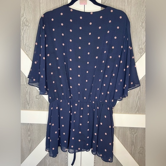 189. NWT City Chic Eloise Top XXL/24 - Picture 4 of 7